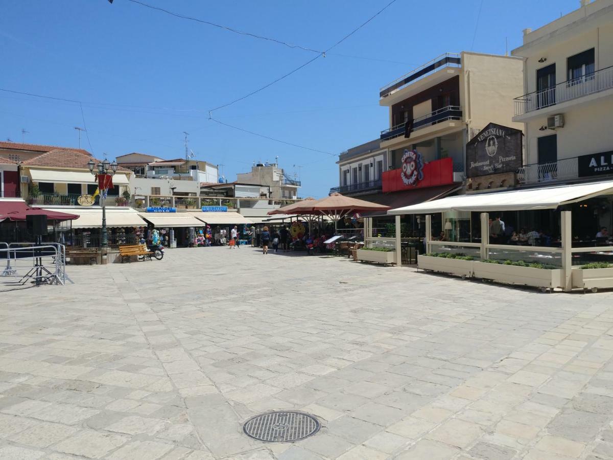Stylish & Bright Apartment In The City Centre Zakynthos Town Exterior photo